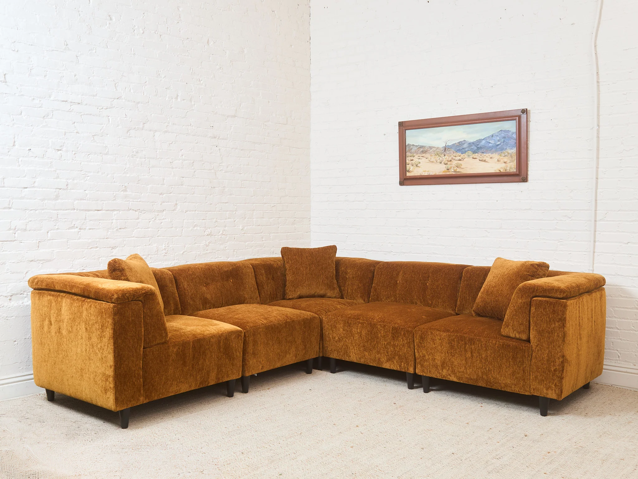Sectionals & Modular Seating